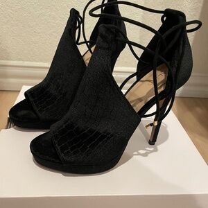 Aldo lace heels, size 8.